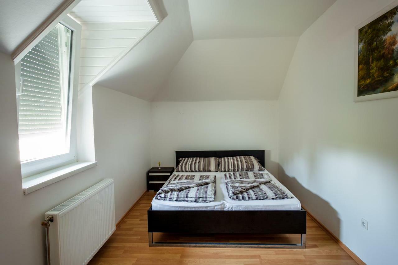 Teraszos Vendeghaz Apartment Кестели Екстериор снимка